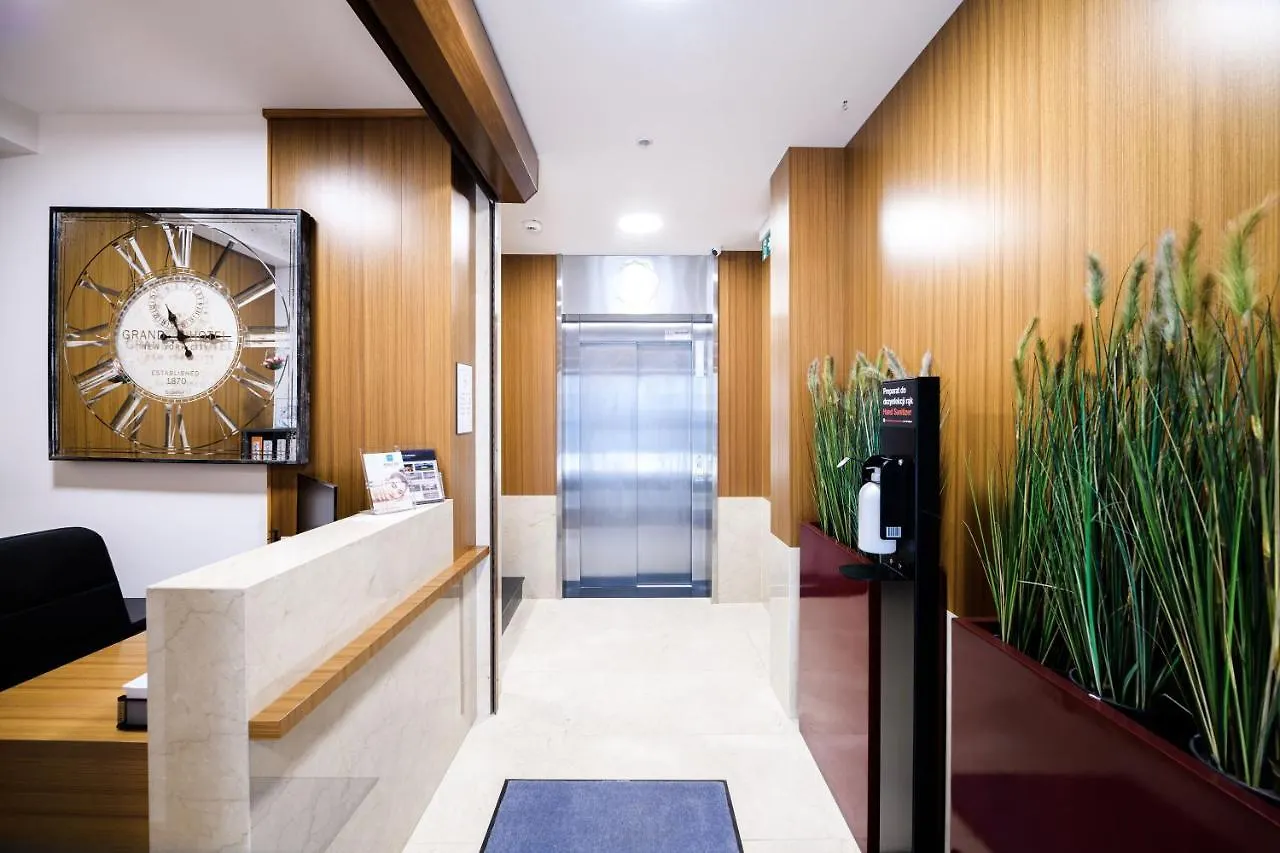 Aparthotel Inspire Miodova Residence Kraków 4*,  Polska